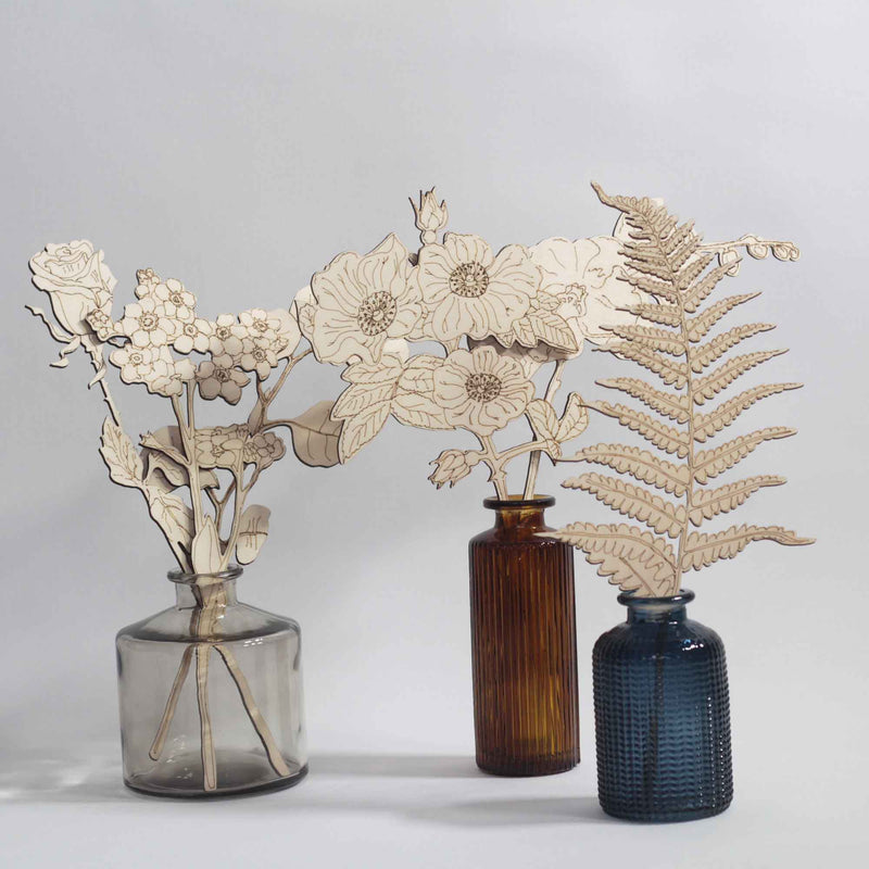 Bouquet of wooden engraved flowers | dak-art